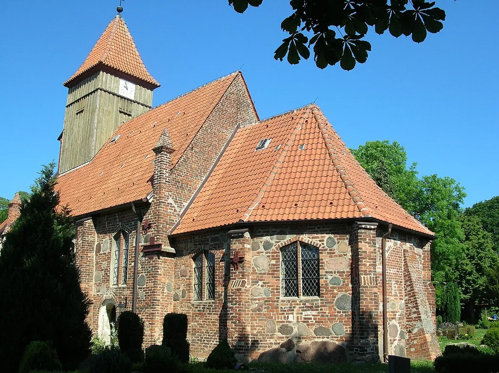 Kirche St. Katharina in Middelhagen (Rügen)