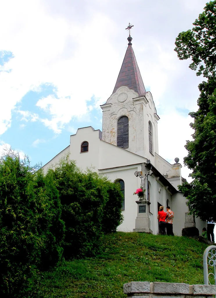 This media shows the protected monument with the number 708-11100/1 CHMSK/708-11100/1,CHMSK/708-11100(other) in the Slovak Republic.