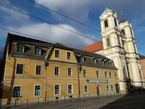 St. Stephen Parish church, Margit körút