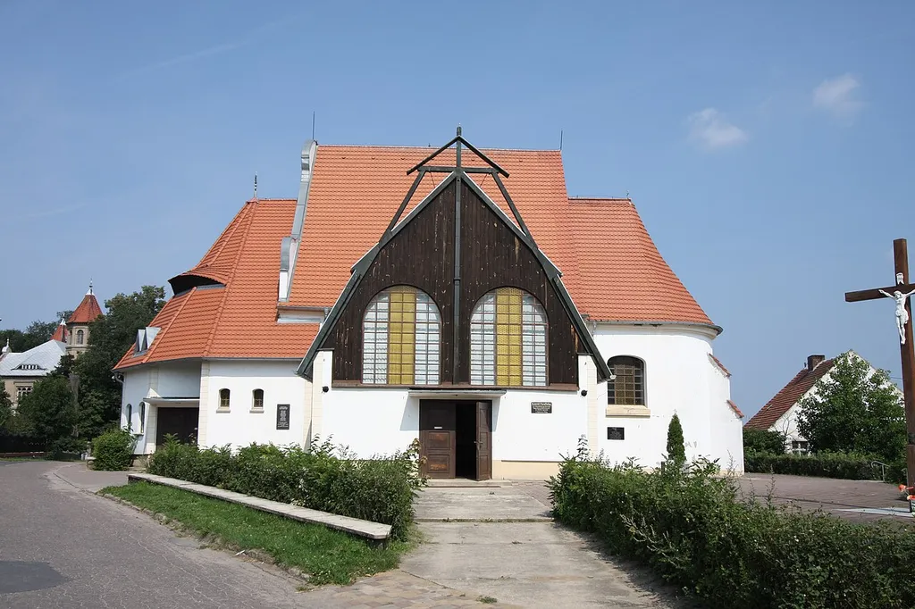 Dąbrówka Wielkopolska, kościół par. p.w. Niepokalanego Poczęcia NMP, mur., 2 poł. XVII, XVIII