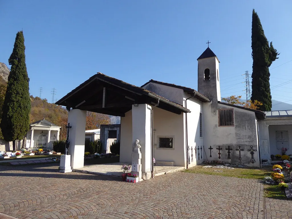 Nomi (Trentino, Italy), Saint Peter church