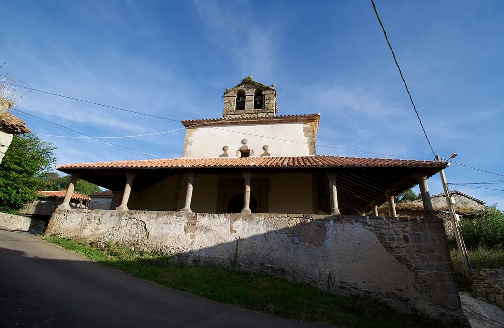 Iglesia de Santa María, Arzabal, Villaviciosa, Asturias.