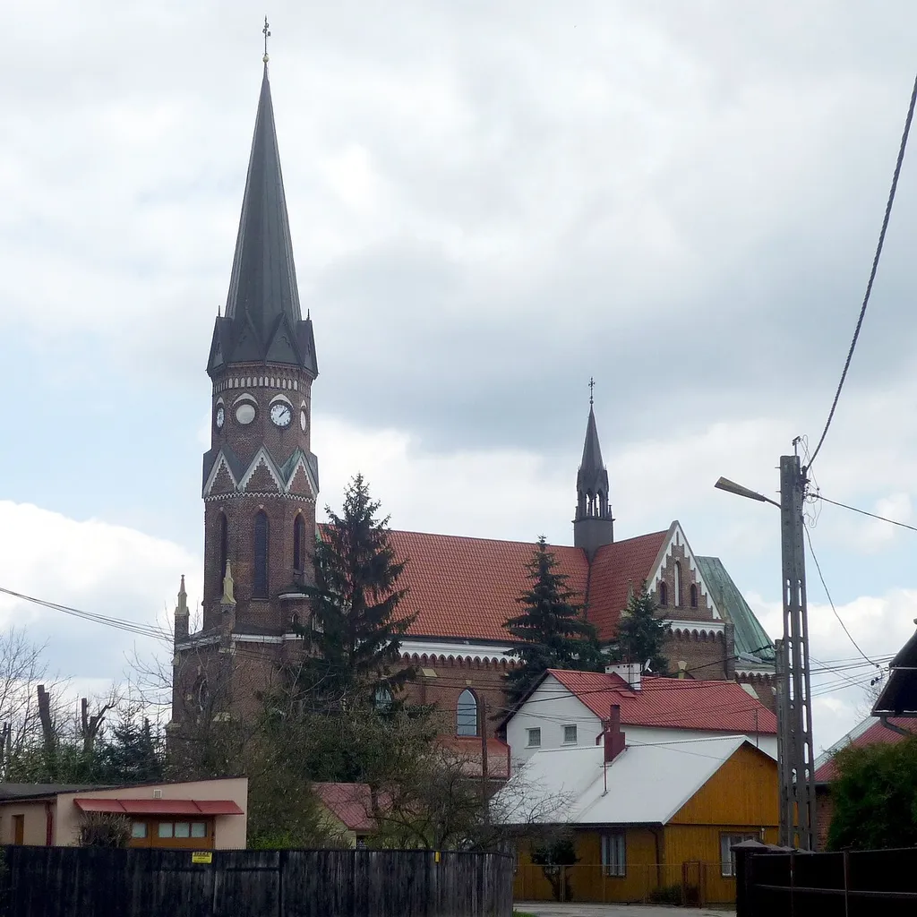 Stalowa Wola Rozwadów - rzymskokatolicki kościół parafialny p.w. Matki Boskiej Szkaplerznej, 1907