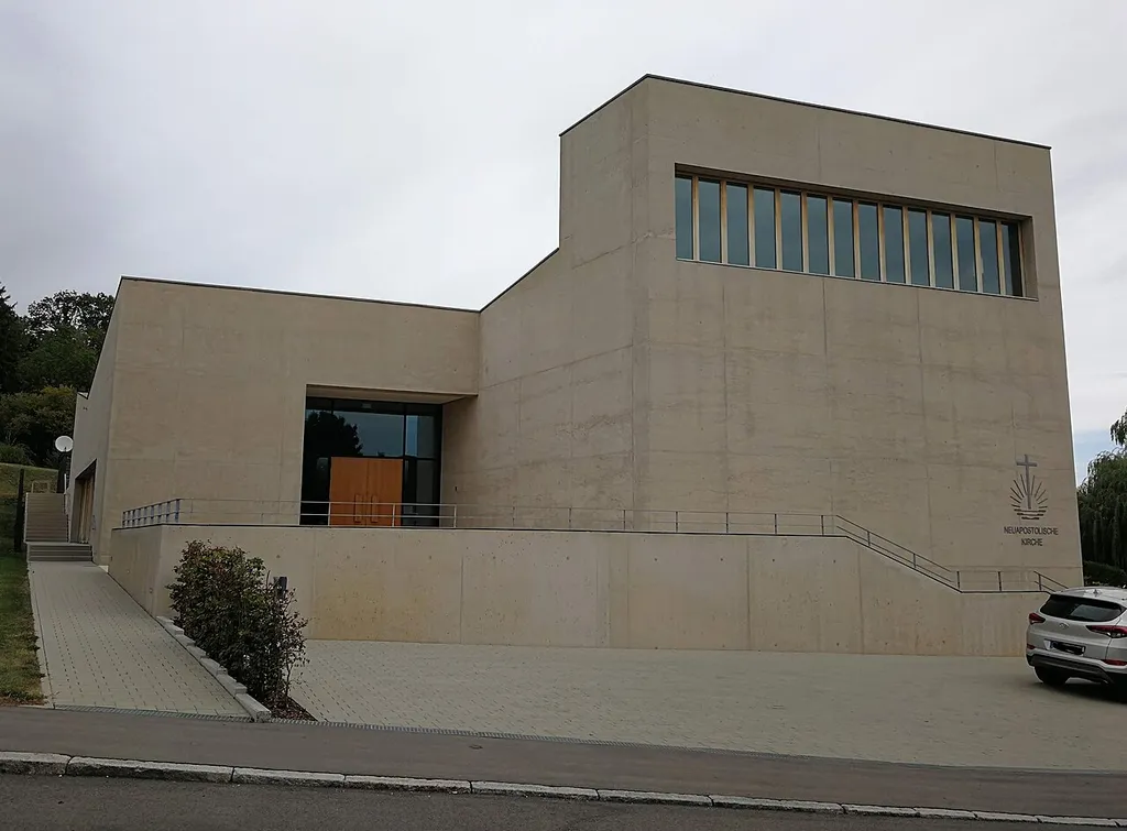 Neuapostolische Kirche Pliezhausen, Landkreis Reutlingen, Baden-Württemberg, Deutschland