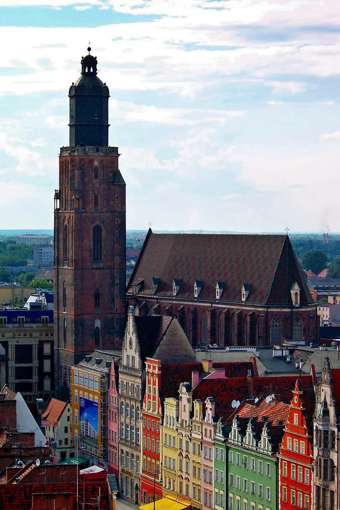 Bazylika św. Elżbiety Węgierskiej we Wrocławiu (widok z wieży kościoła św. Marii Magdaleny).