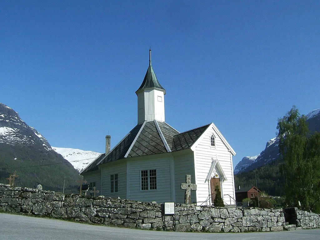 Loen church