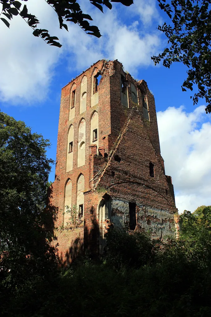 Ruine der Kirche in Brandenburg (Uschakowo), Oblast Kaliningrad, Russland.