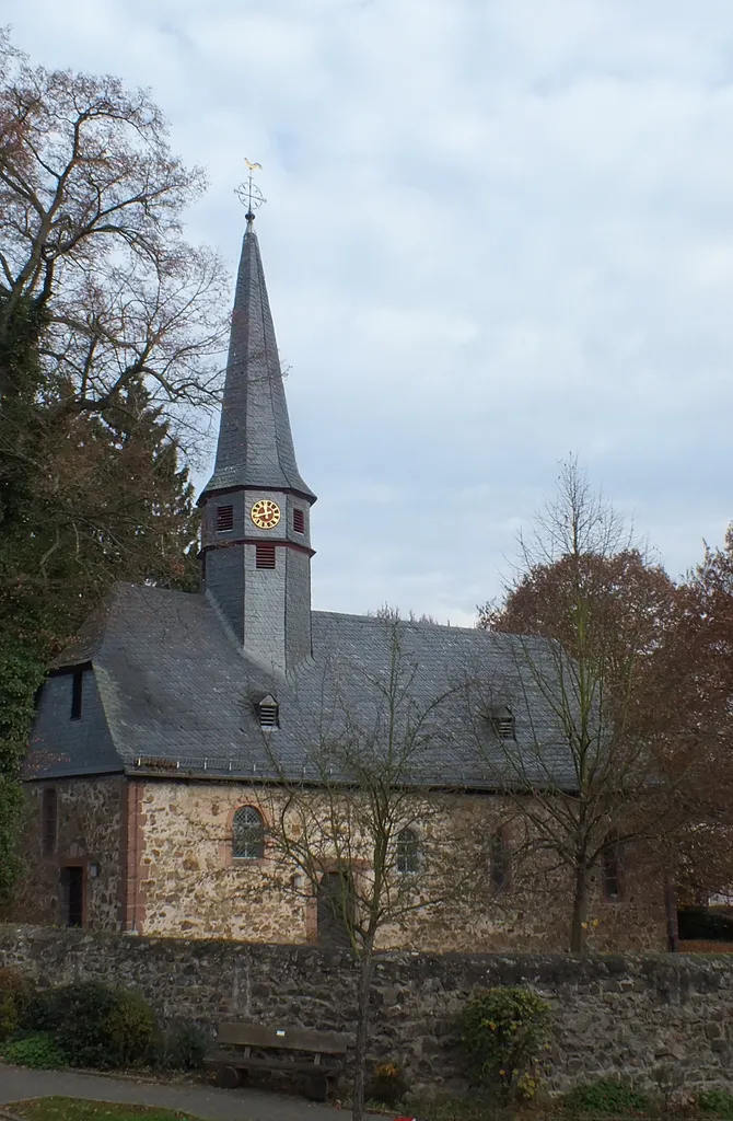 Evangelische Kirche Launsbach, Gemeinde Wettenberg, Landkreis Gießen, Hessen, Deutschland