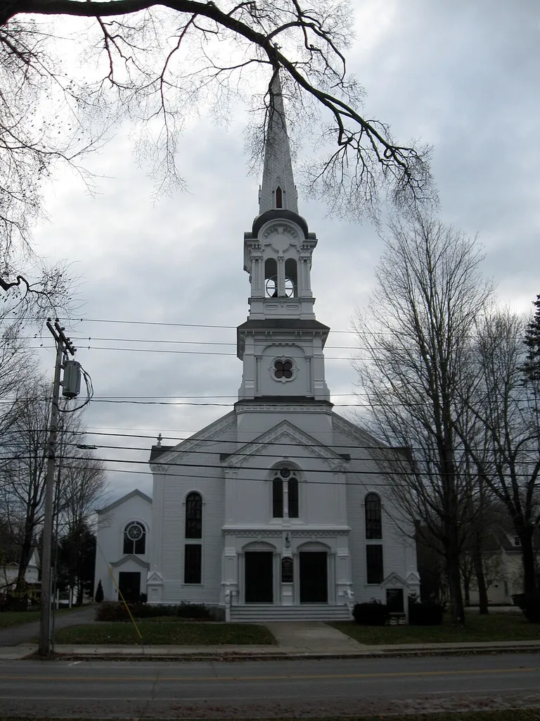 First Parish Church, Yarmouth, Maine. Photo by Ken Gallager, Nov. 11, 2011.