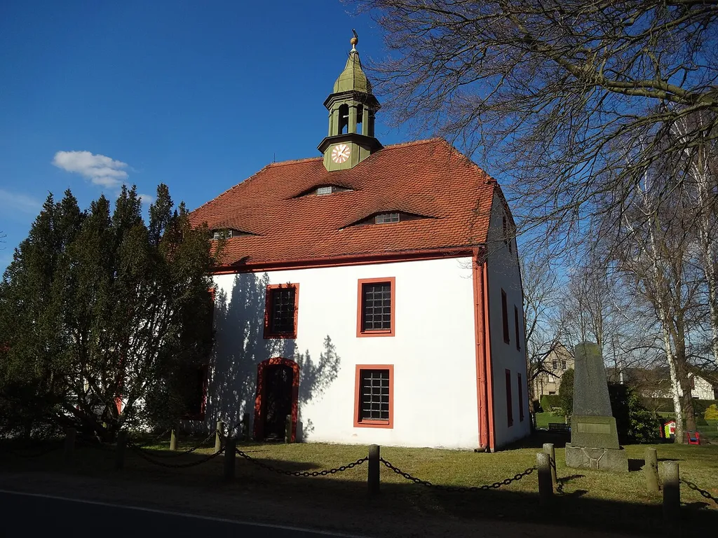 Denkmalgeschützte Kirche in Cosel; Gemeinde Schwepnitz