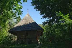 Holy Trinity Church, Klokuchka