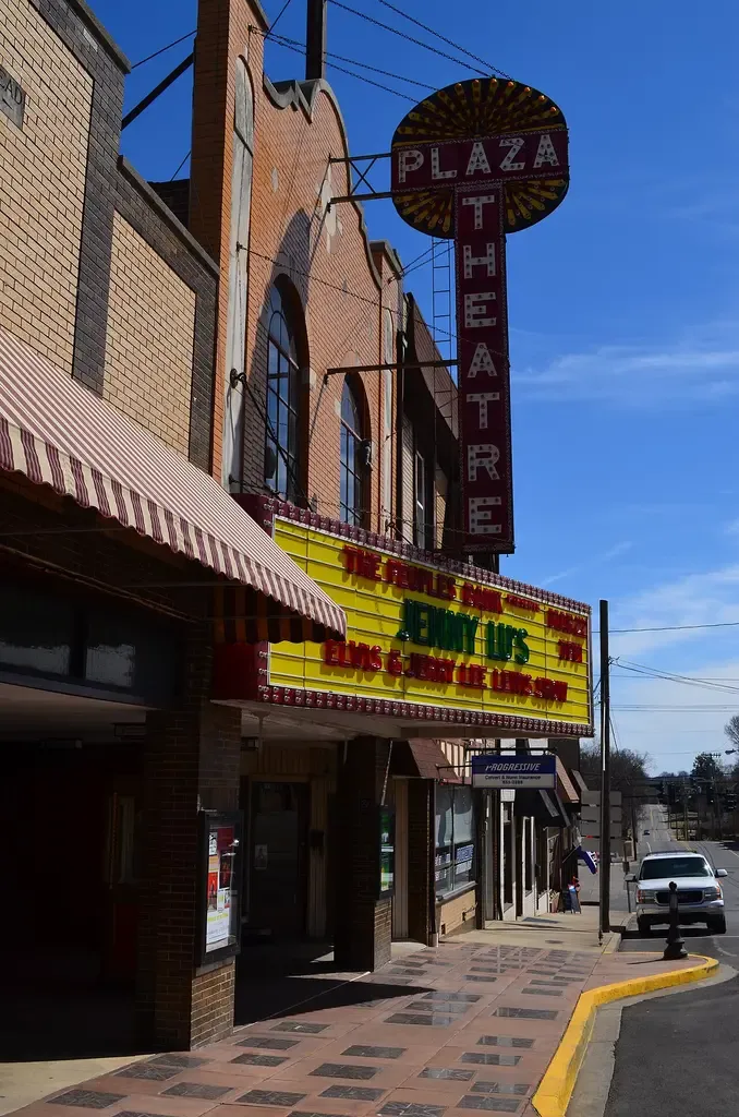 Plaza Theatre