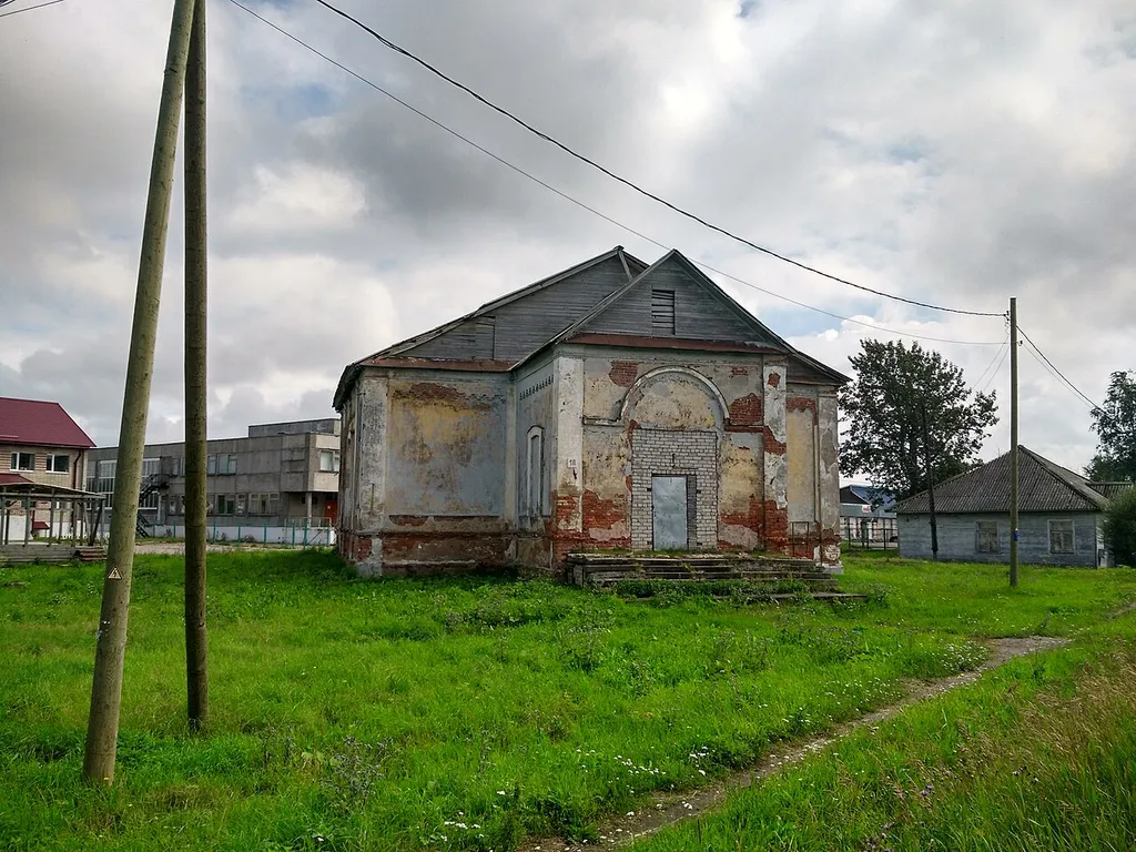Карелия, Олонецкий район, Мегрега, Школьная улица, 18. Дом культуры (бывш. Воскресенская церковь)