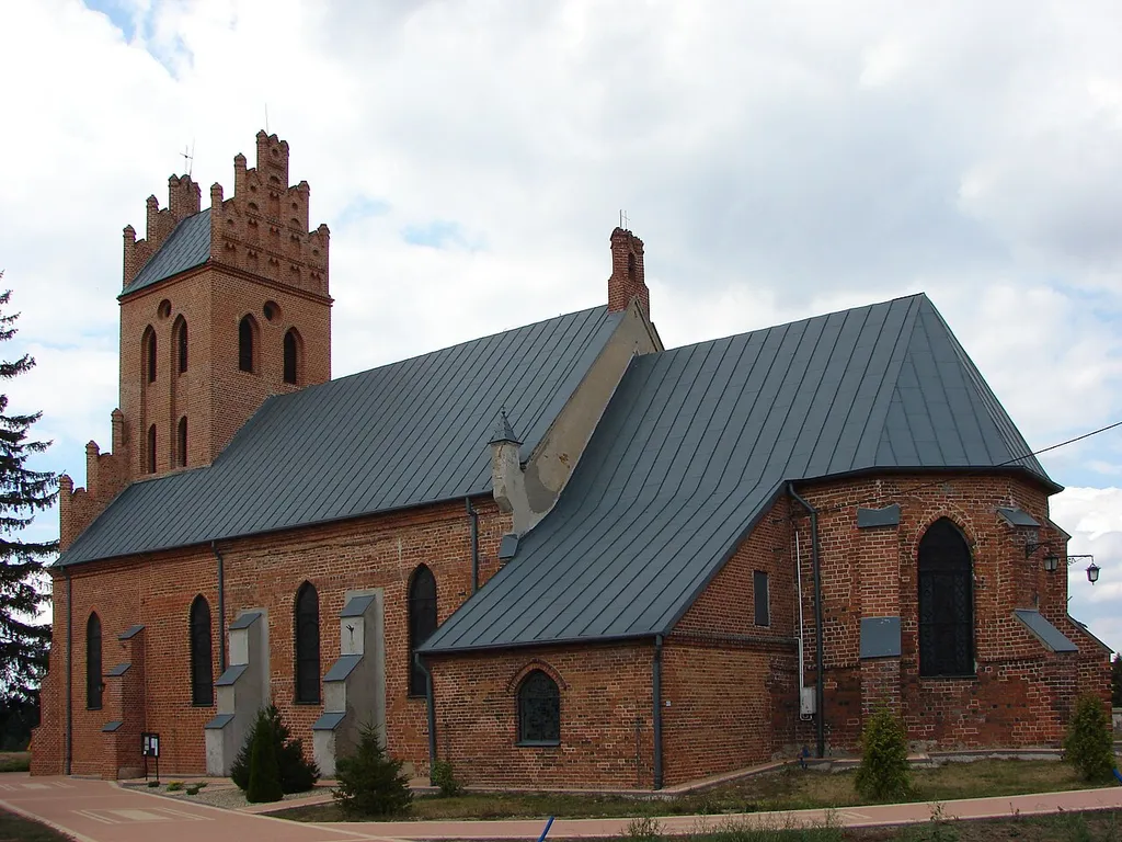 Zgłowiączka - rzymskokatolicki kościół parafialny p.w. Narodzenia NMP, XV, 1924 (wieża)