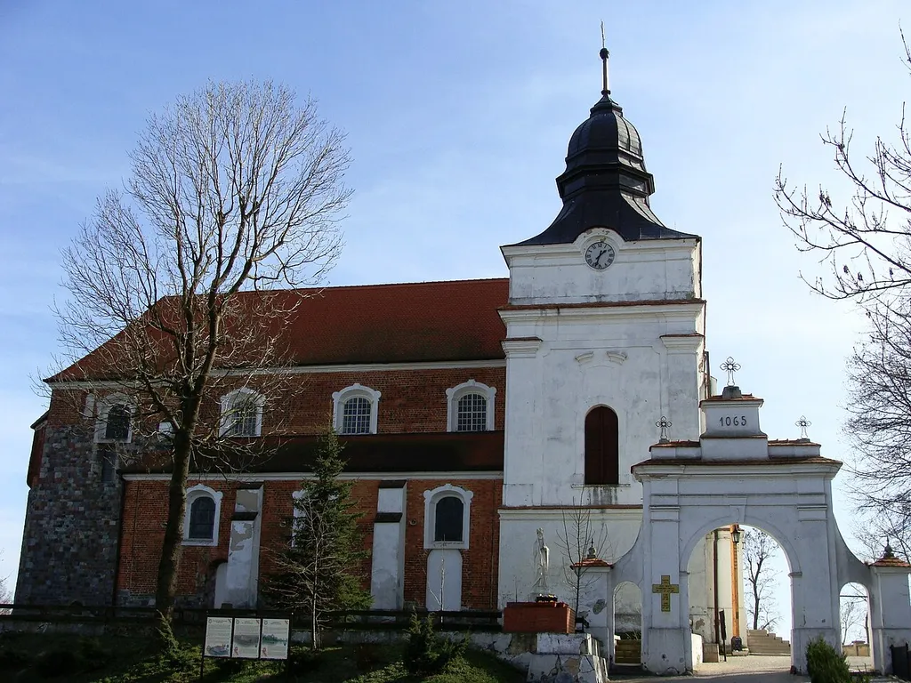 Mogilno, kościół, ob. par. pw. św. Jana Ewangelisty, 2 poł. XI, XIII-XVI-XVIII