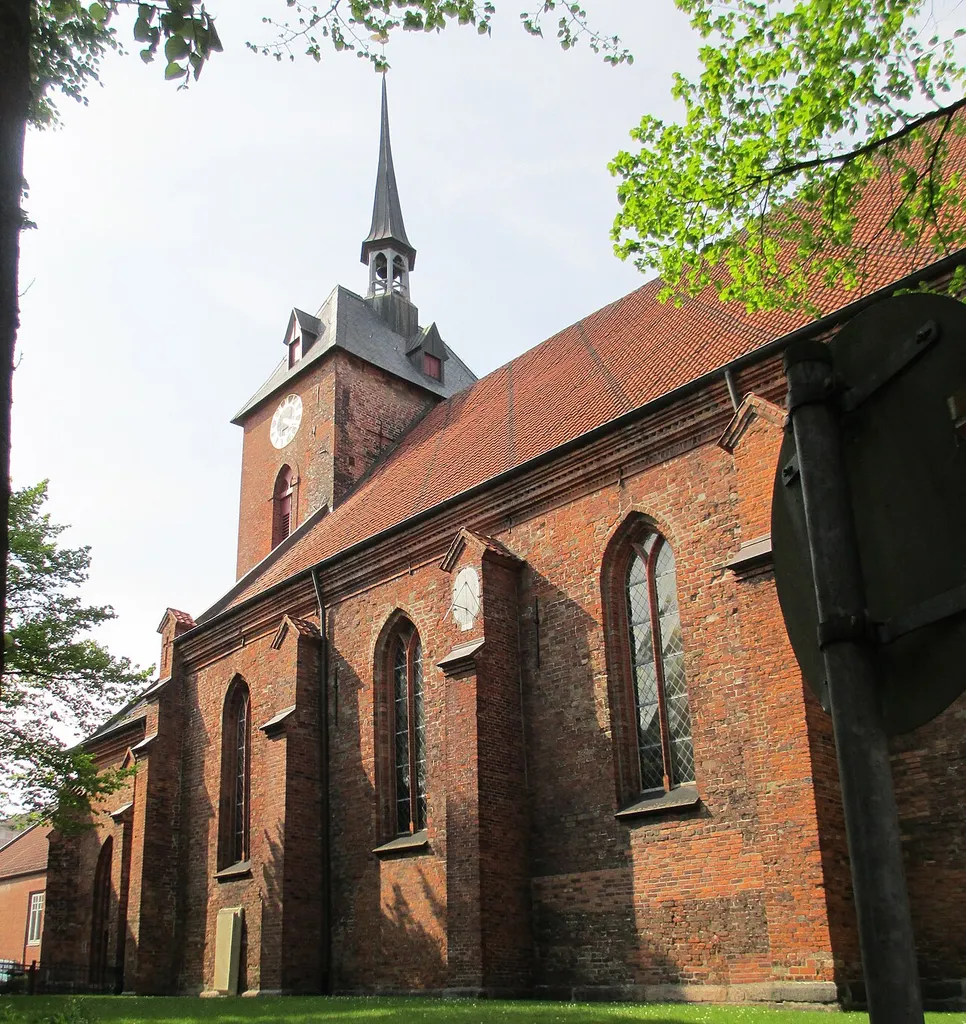 Rendsburg St.-Marien-Kirche von SO
