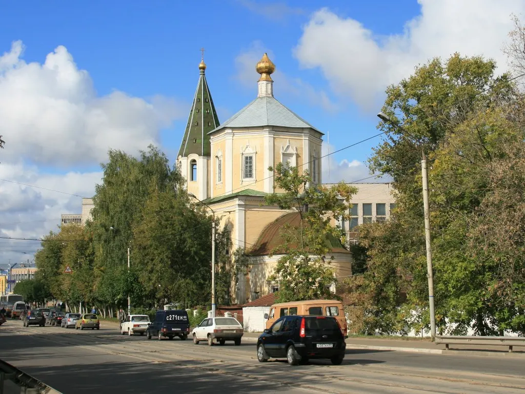 Храм Троицы Живоначальной, что за Волгой
