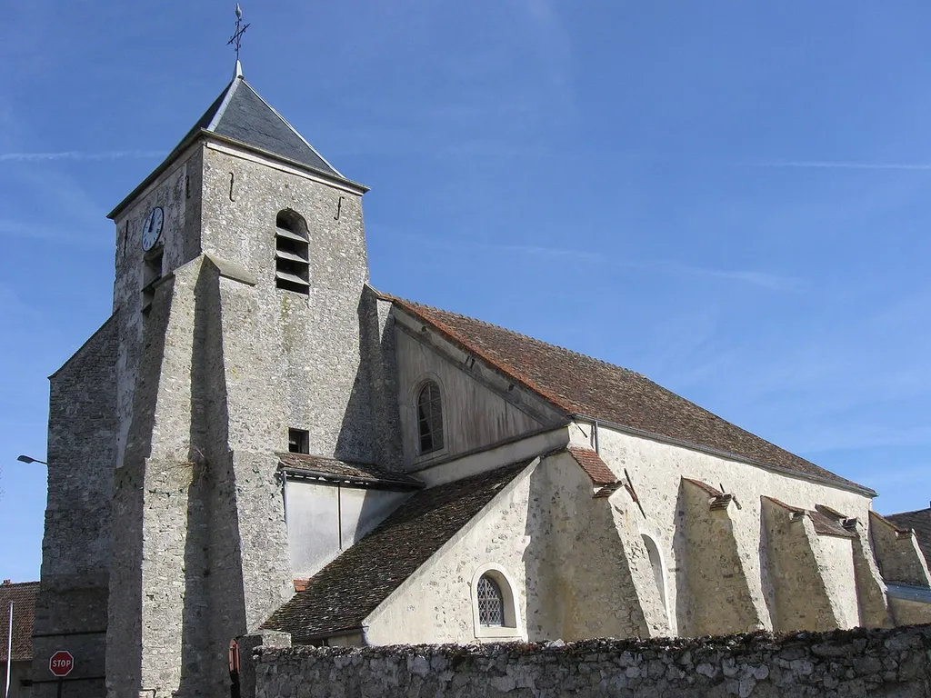 Église Saint-Jean-Porte-Latine de Douy-la-Ramée. (Seine-et-Marne, région Île-de-France).