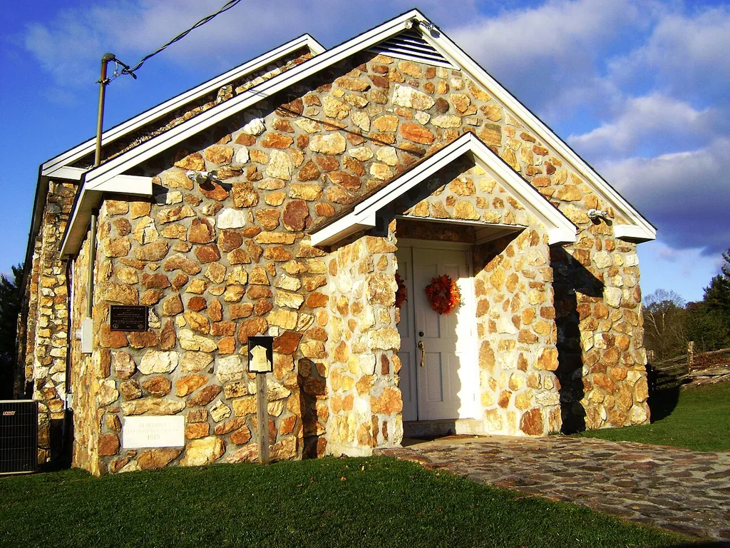 Bluemont Presbyterian Church and Cemetery