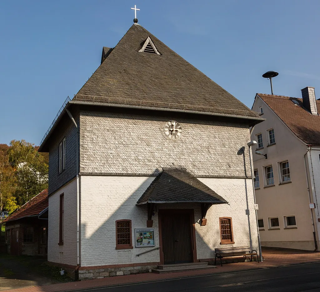 Mudersbach, ehemaliges Schul- und Bethaus, Aartalstraße 24