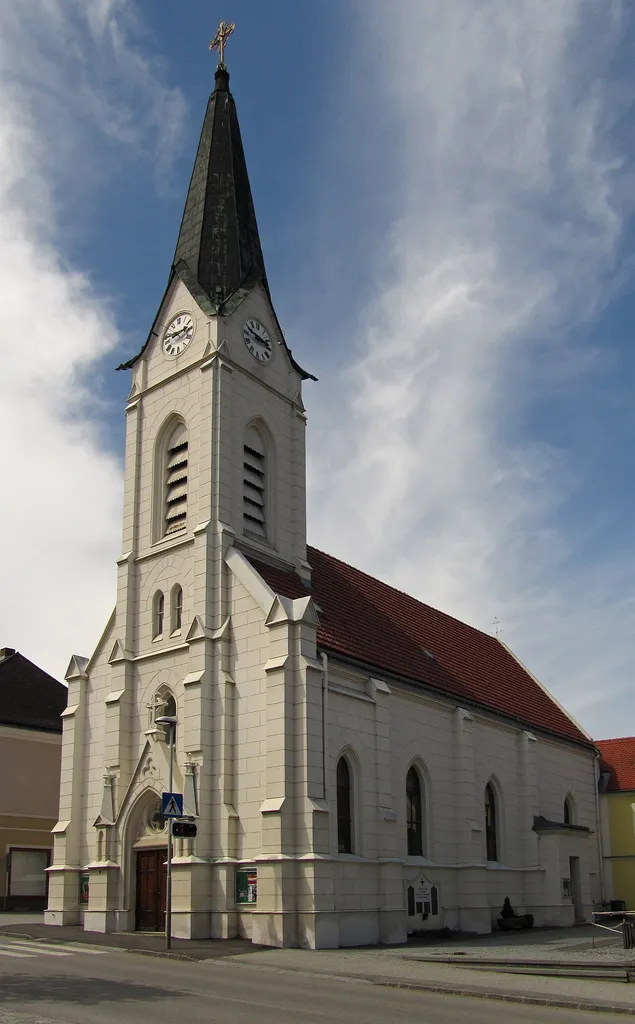 Kath. Pfarrkirche Herz Mariae in Schwarzenau (Niederösterreich)