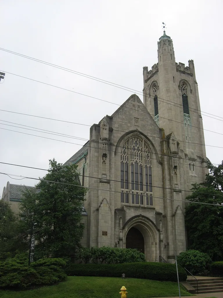 Front and eastern side of the Hyde Park Methodist Episcopal Church, located at 1345 Grace Avenue in the Hyde Park neighborhood of Cincinnati, Ohio, United States. Built in 1927, it is listed on the National Register of Historic Places.