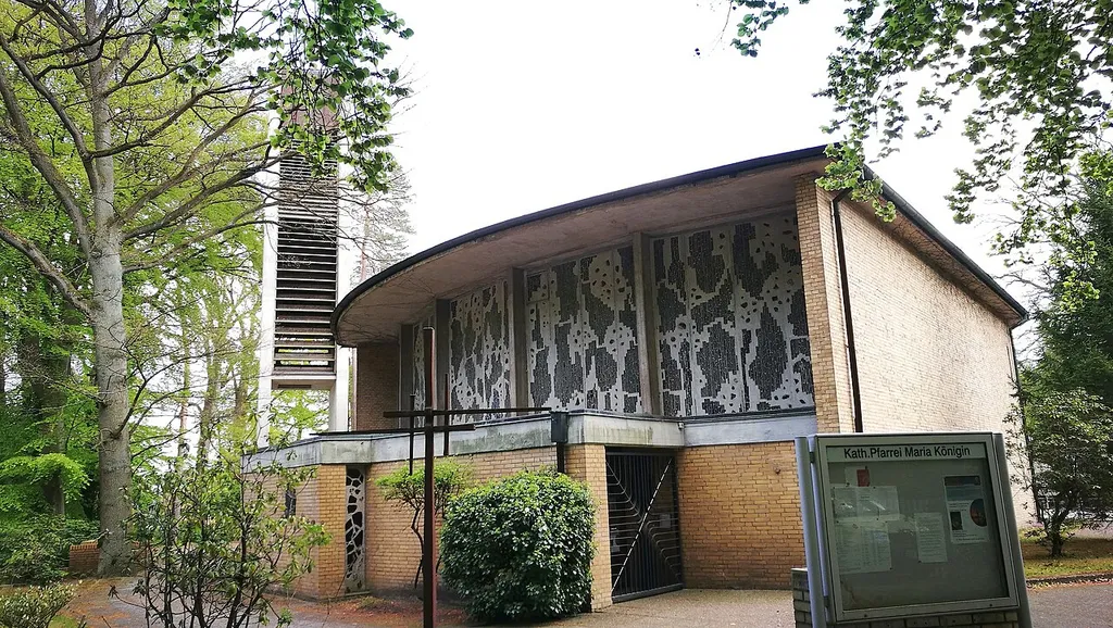 Bad Schwartau / Kirche Maria Königin (röm.-kath.)