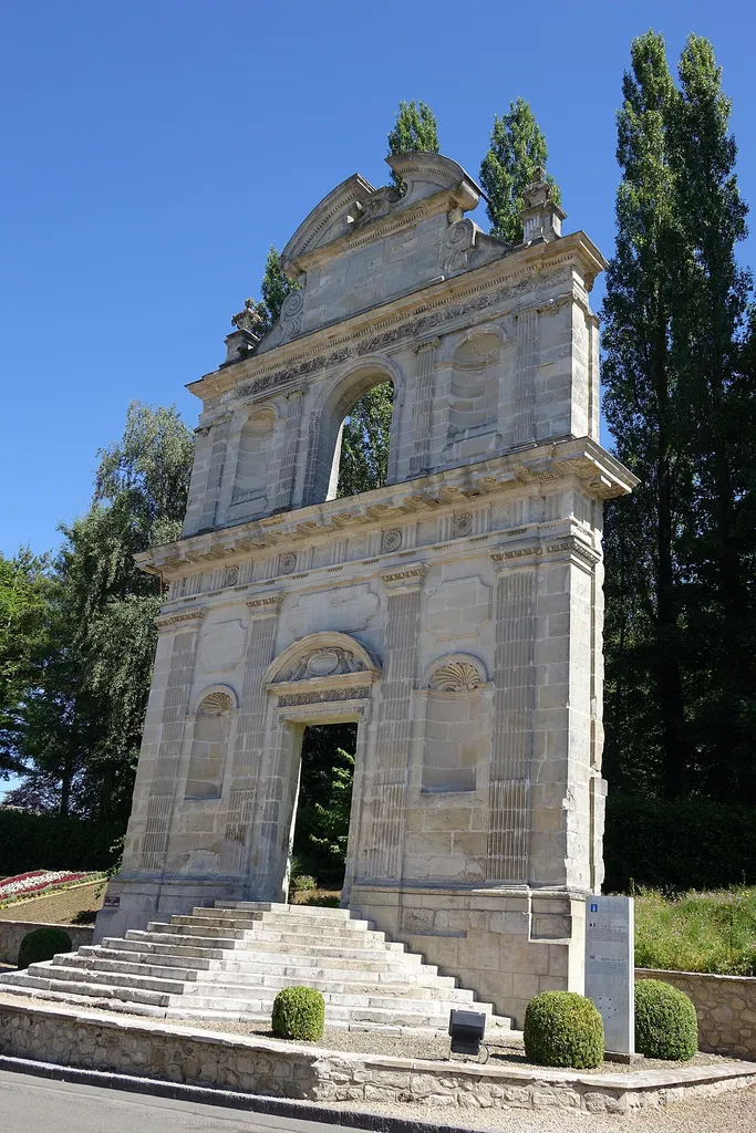 La Porte de Gisors à Forges-les-Eaux, Seine-Maritime, France