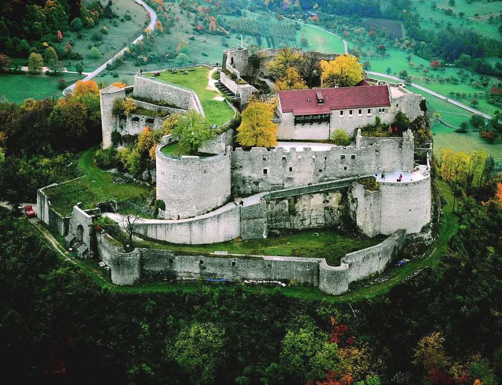 Hohenneuffen at the northern border of the Swabian Alb. Steady erosion over millions of years isolated humps like this, which consist of volcanic rock or harder sediments than the surrounding limestone. The ruin is a remainder of a late medieval castle.