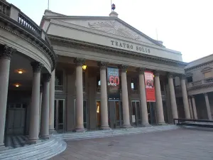 Solis Theatre
