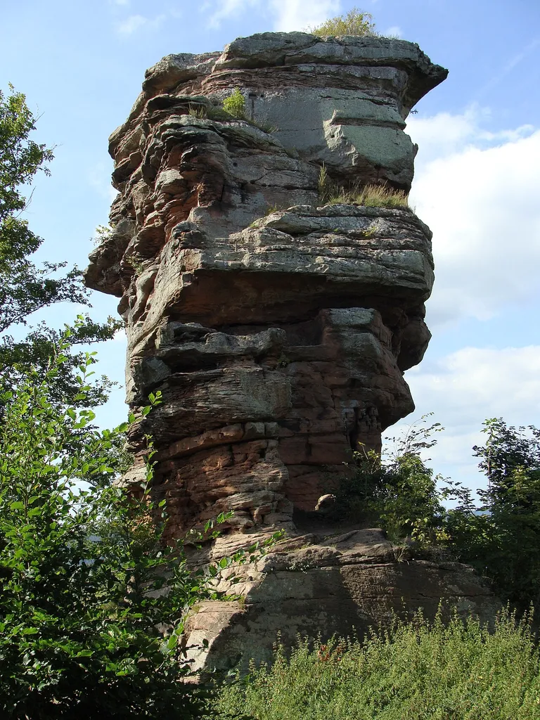 Burg Anebos am Trifels im Wasgau/Pfälzerwald