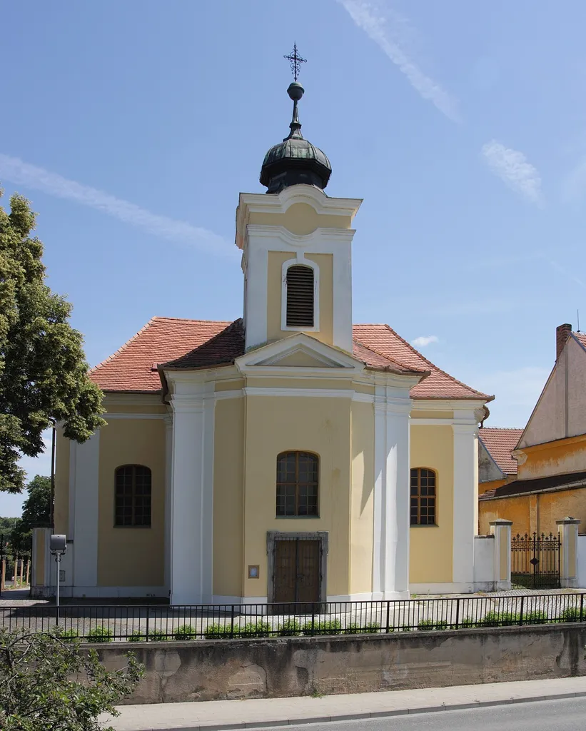 Rajhrad - kostel Povýšení svatého Kříže.