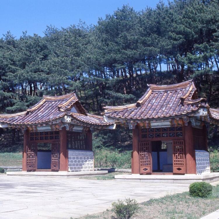Historic Monuments and Sites in Kaesong