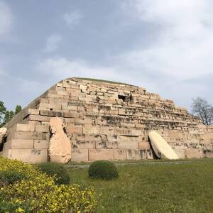 Capital Cities and Tombs of the Ancient Koguryo Kingdom